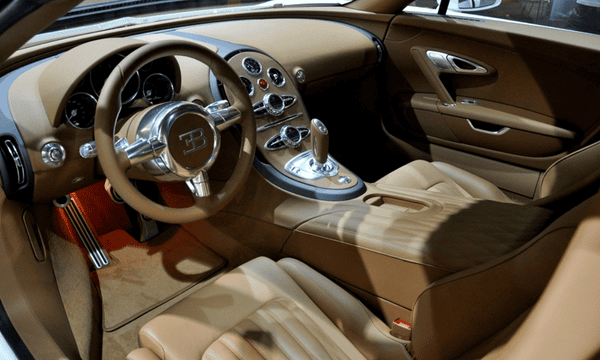 Interior do Bugatti Veyron Grand Sport