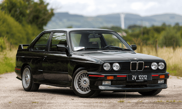 BMW M3 (E30) preta