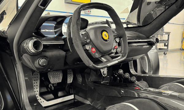 Interior da Ferrari LaFerrari 499