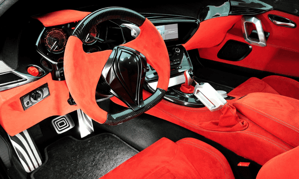 Interior vermelho e preto do Rossin-Bertin Vorax