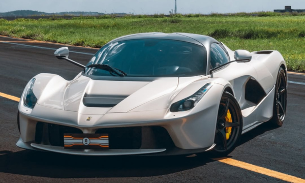 Última Ferrari LaFerrari produzida