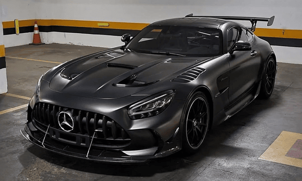 Mercedes-Benz AMG GT Black Series na cor Graphite Grey Magno
