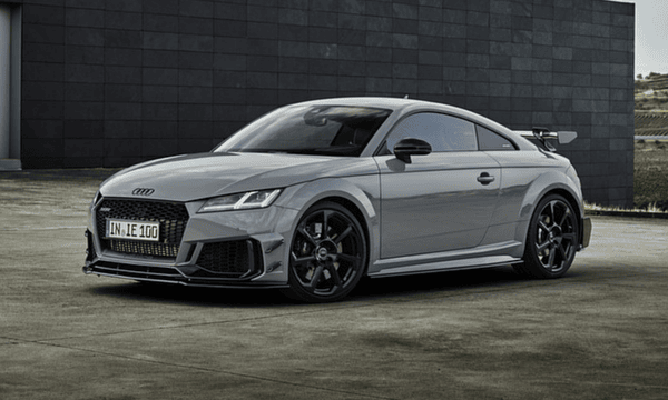 Audi TT RS 8S
