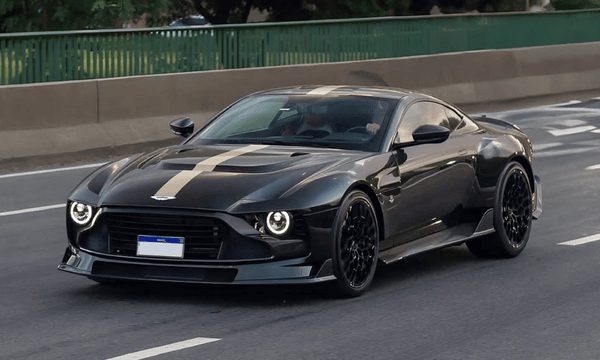 Aston Martin Valour: Tudo sobre a Única Unidade no Brasil