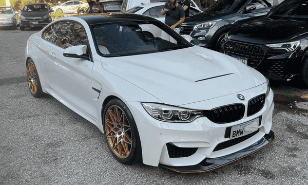 BMW M4 GTS (F82)