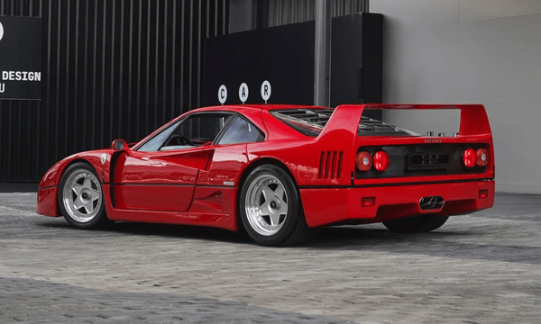 Nova Ferrari F40 no Brasil