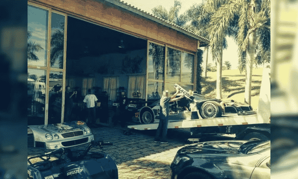 Mercedes-Benz CLK-GTR que pertenceu a Alcides Diniz na Fazenda Capuava